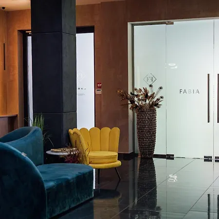 Fabesca Boutique & 4*